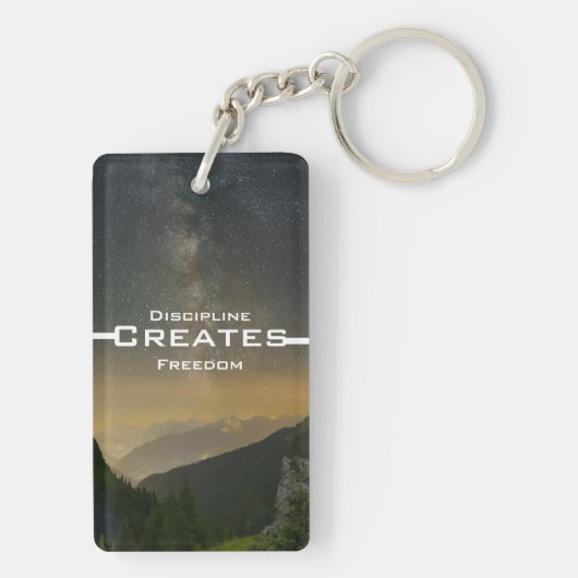 Discipline Creates Freedom キーホルダー (裏面)