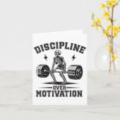 Discipline Over Motivation Gym Motivational Traini カード (黄色い花)