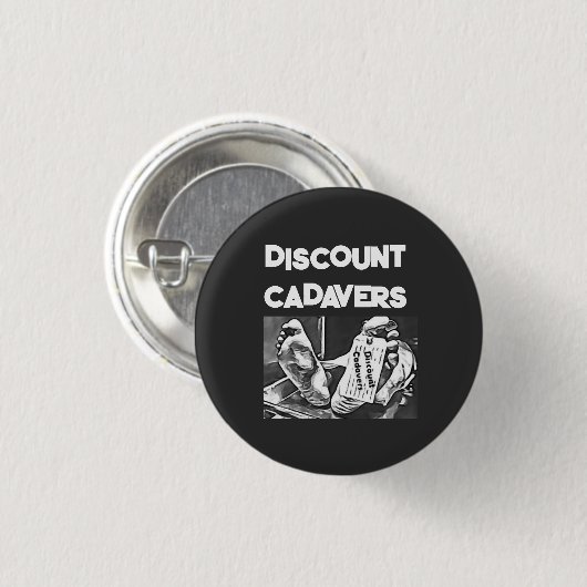 Discount Cadavers Pin 缶バッジ (正面&裏面)