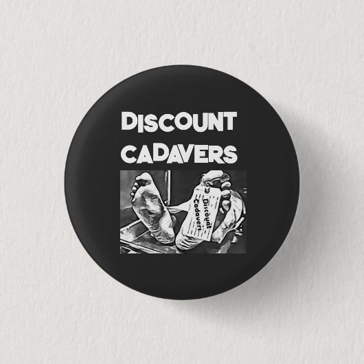 Discount Cadavers Pin 缶バッジ (正面)
