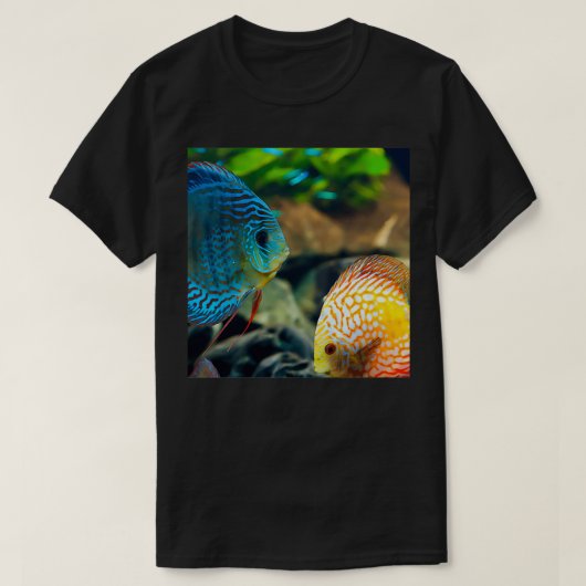 Discus Fishの写真 Tシャツ (デザイン正面)