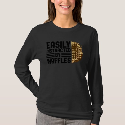 Distracted by Waffle Healthy Food Chef Pancake Tシャツ (正面)