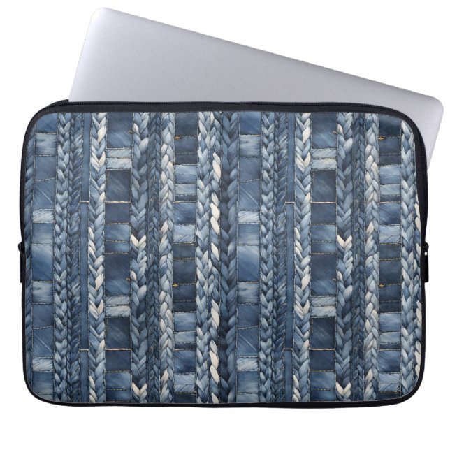 Distressed And Braided Blue Jean Denim ラップトップスリーブ (正面)