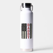Distressed Daddy American Flag Shirt Design_1 ウォーターボトル (正面)