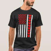 Distressed Funny American Flag Heart Valentine's D Tシャツ (正面)