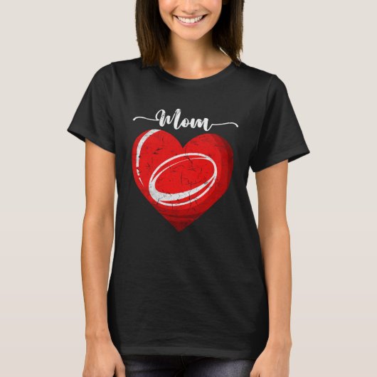 Distressed Heart Rugby Mom Heart Cute Mother s Day Tシャツ (正面)