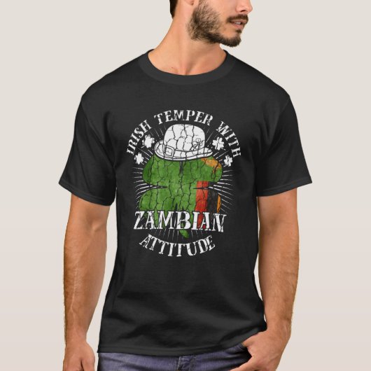 Distressed Irish Zambian Attitude Patriotic Shamro Tシャツ (正面)