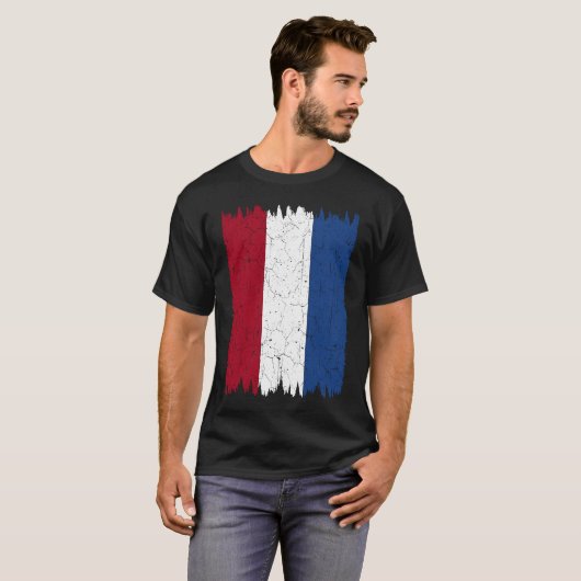 Distressed Style Dutch Vertical Flag of Netherland Tシャツ (正面フル)