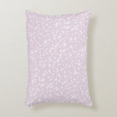 Ditsy Dots Pattern - White on Dusty Pink アクセントクッション (正面(垂直))