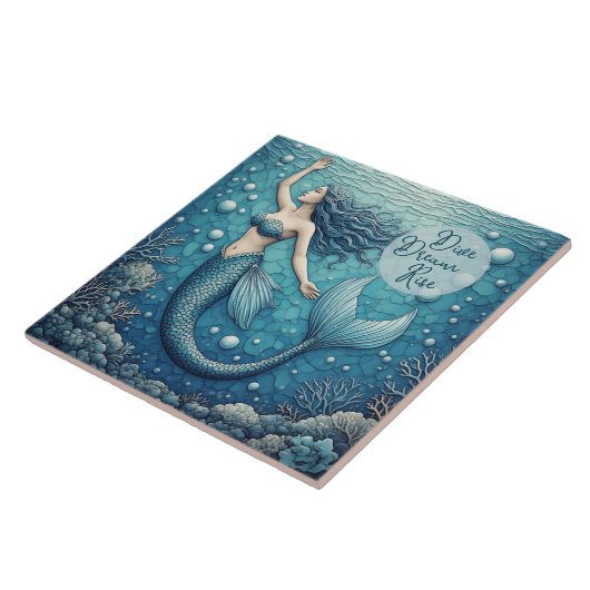 Dive Dream Rise Ocean Mermaid Swimmer Empowerment タイル (側面)
