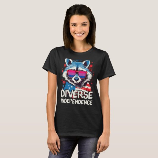 Diverse Independence Raccoon Bisexual Sunglasses F Tシャツ (正面フル)