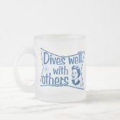Dives Well With Others フロストグラスマグカップ (左)