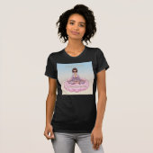 Divinely Unbothered – Inner Peace Is the New Flex  Tシャツ (正面フル)