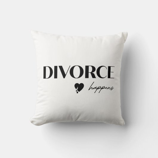 Divorce Happens クッション (正面)