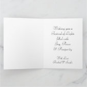 Diwaliの幸せなタイポグラフィの紫色の花のはすの花 カード (内部)