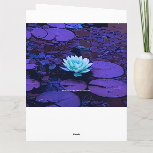 Diwaliの幸せなタイポグラフィの紫色の花のはすの花 カード (裏面)