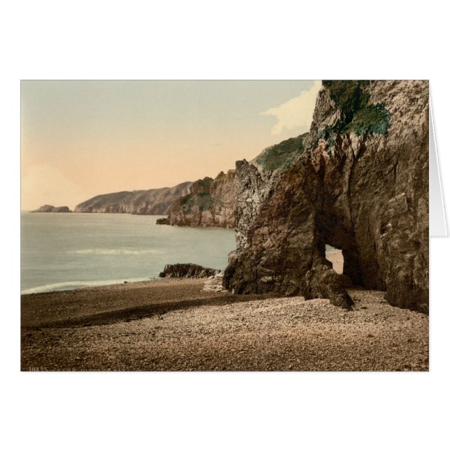 Dixcart湾、Sarkのチャネル諸島、イギリス (正面横)