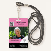 DIY従業員IDカードピンクの白黒テンプレート バッジ (正面ランヤード)