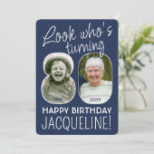 DIY カラー・誰が80歳？誕生日パーティー 2枚の写真 招待状 (スタンド正面)