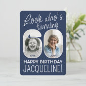 DIY カラー • 60歳の誕生日パーティー2枚の写真 招待状 (スタンド正面)