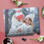DIY Photo Home Is With You Script引用文Keepsake ジグソーパズル<br><div class="desc">「家はどこへでも君と一緒にいる」 愛表現者に対する憧れシンプルモダンの、このとスタイリッシュ、写真ジグソーのパズルは、あなたの選択の大切な写真を覆う甘い、白い手書きのスクリプトタイポグラフィ引用文と一緒にカスタム、写真ジグソーの。自分素晴らしや親戚への記念品。来特別なギフト箱でこの写真を自分の写真に置き換えれば、簡単にカスタマイズできカスタムるジグソーパズル。質問や要望があれば私に連絡して下さい。</div>
