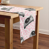 DJターンテーブル(ピンクハート付き、ミュージシャン結婚) ショートテーブルランナー (インサイチュ)