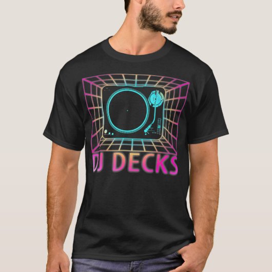 DJデックスレトロEDMレーブギフト Tシャツ (正面)
