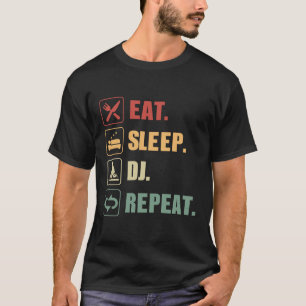 DJリプ食べートをスリープ Tシャツ
