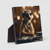 DJ Meerkat: Spinning Tracks in the Savanna, フォトプラーク (正面)