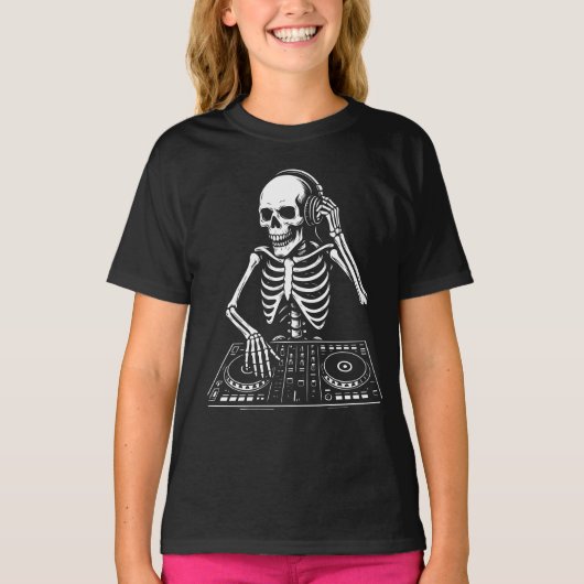 DJ Skeleton playing the live music Tシャツ (正面)
