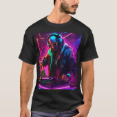 「DJ Vibes Graphic T-Shirt」 Tシャツ (正面)