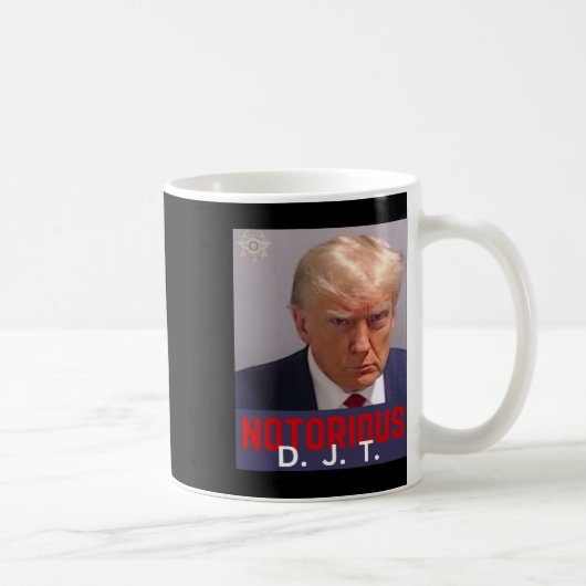 Djt – トランプマグショット威厳がある- 24 2023 コーヒーマグカップ (右)