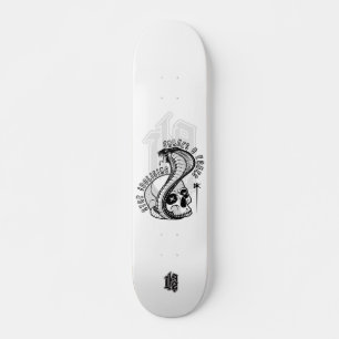 ヘビスケートボード | Zazzle JP
