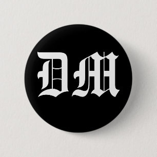 DM 缶バッジ