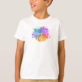 DMDDデザイン1のTシャツを持っている Tシャツ