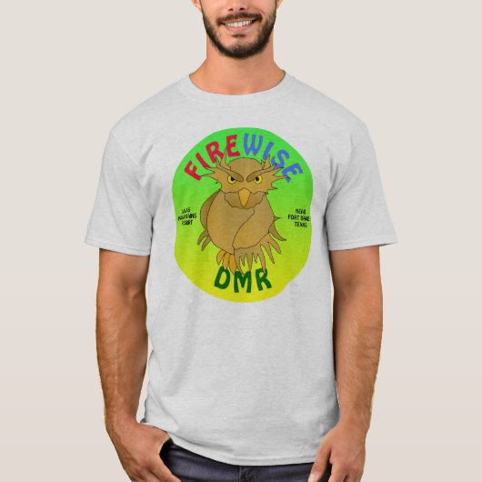 DMR Firewise Owl Tシャツ(緑の背景) Tシャツ (正面)
