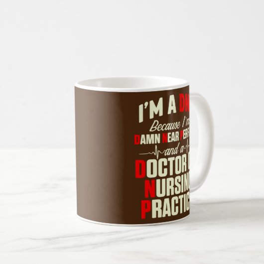 DNP看護医が完璧なRNに近い コーヒーマグカップ (正面右)