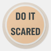 DO IT SCARED Sticker ラウンドシール (正面)