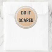 DO IT SCARED Sticker ラウンドシール (バッグ)