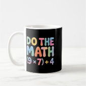 Do The Math 67 Six Seven 6 7  コーヒーマグカップ (左)