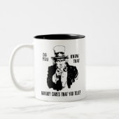 Do You Know That Nobody Cares That You Tele? ツートーンマグカップ (左)