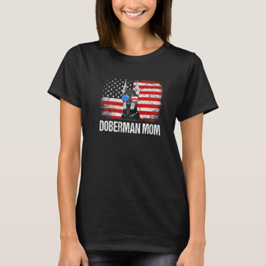 Doberman Dad American Flag Father's Day Tシャツ (正面)