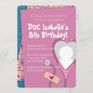 DOCは誕生日の招待状にあります 招待状