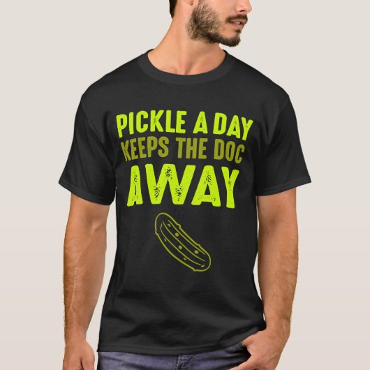 Doc Pickleの日保のPickle遠くに Tシャツ (正面)