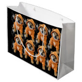 DOGラネストン抱き枕 ラージペーパーバッグ (裏面アングル)