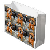 DOGラネストン抱き枕 ラージペーパーバッグ (正面アングル)