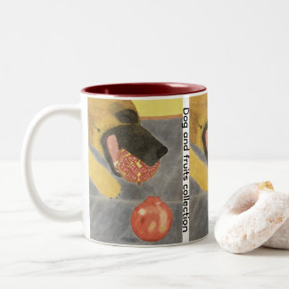 Dog and pomegranate Two-Tone coffee mug ツートーンマグカップ
