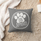 Dog Approved Throw Pillow クッション (ブランケット)