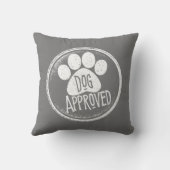 Dog Approved Throw Pillow クッション (裏面)