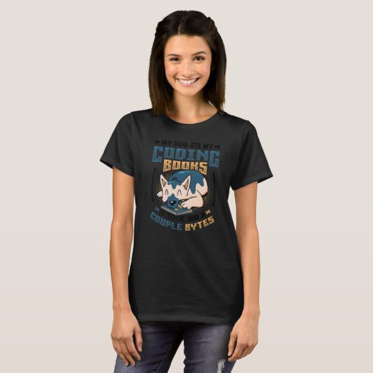 Dog Bytes Code Computer Joke Programming 3 Tシャツ (正面フル)
